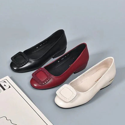 "MENORCA"zapatilla de cuero ortopedica para dama🥰